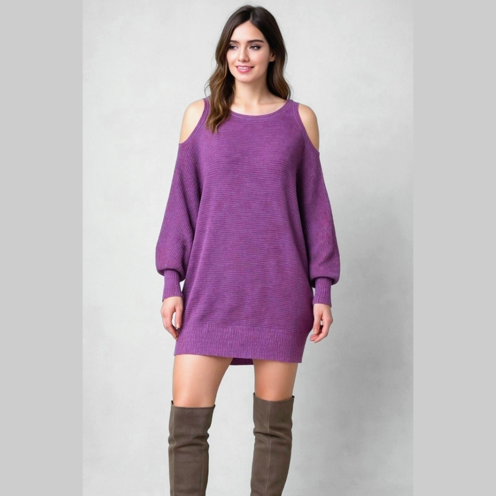 GUESS by Marciano fishnet cold shoulder top. Purple with blue knit.